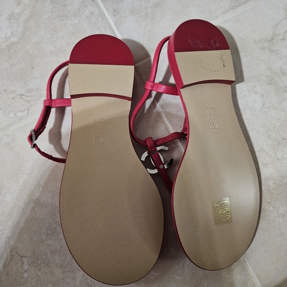 Chanel shoes - Picture 4 of 6